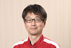 スタッフ_屋島店_サービスチーフリーダー_大石
