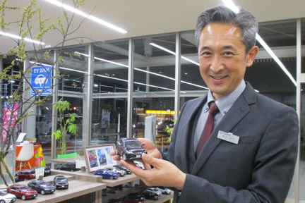 徳田営業マネージャー