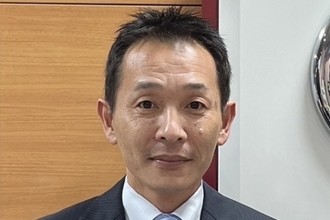 鈴木サービスマネージャー