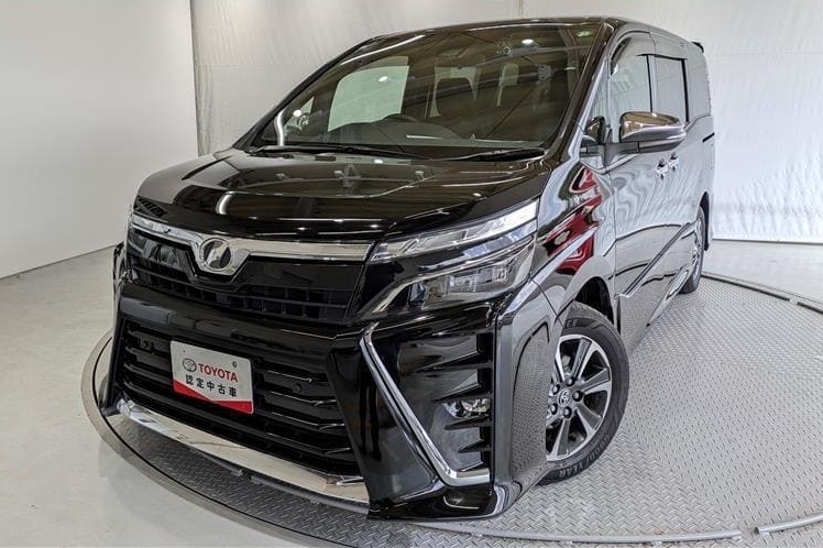 ヴォクシー(769)