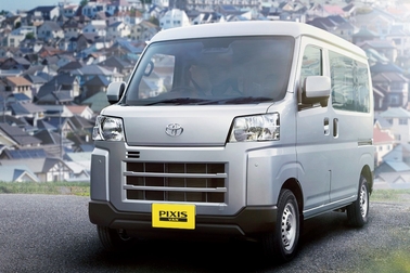 デラックス（CVT・2WD）