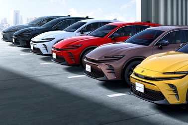 SPORT Z（2.5Lハイブリッド車）