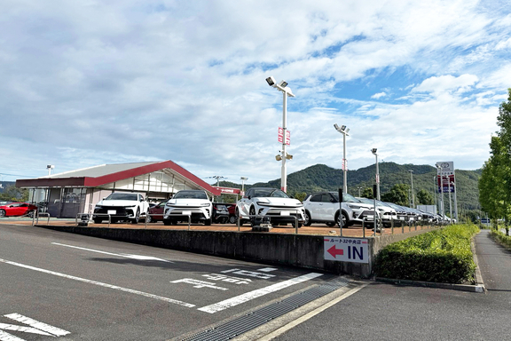 仮ルート32中央店1